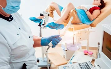 Ecografia transvaginal com doppler colorido